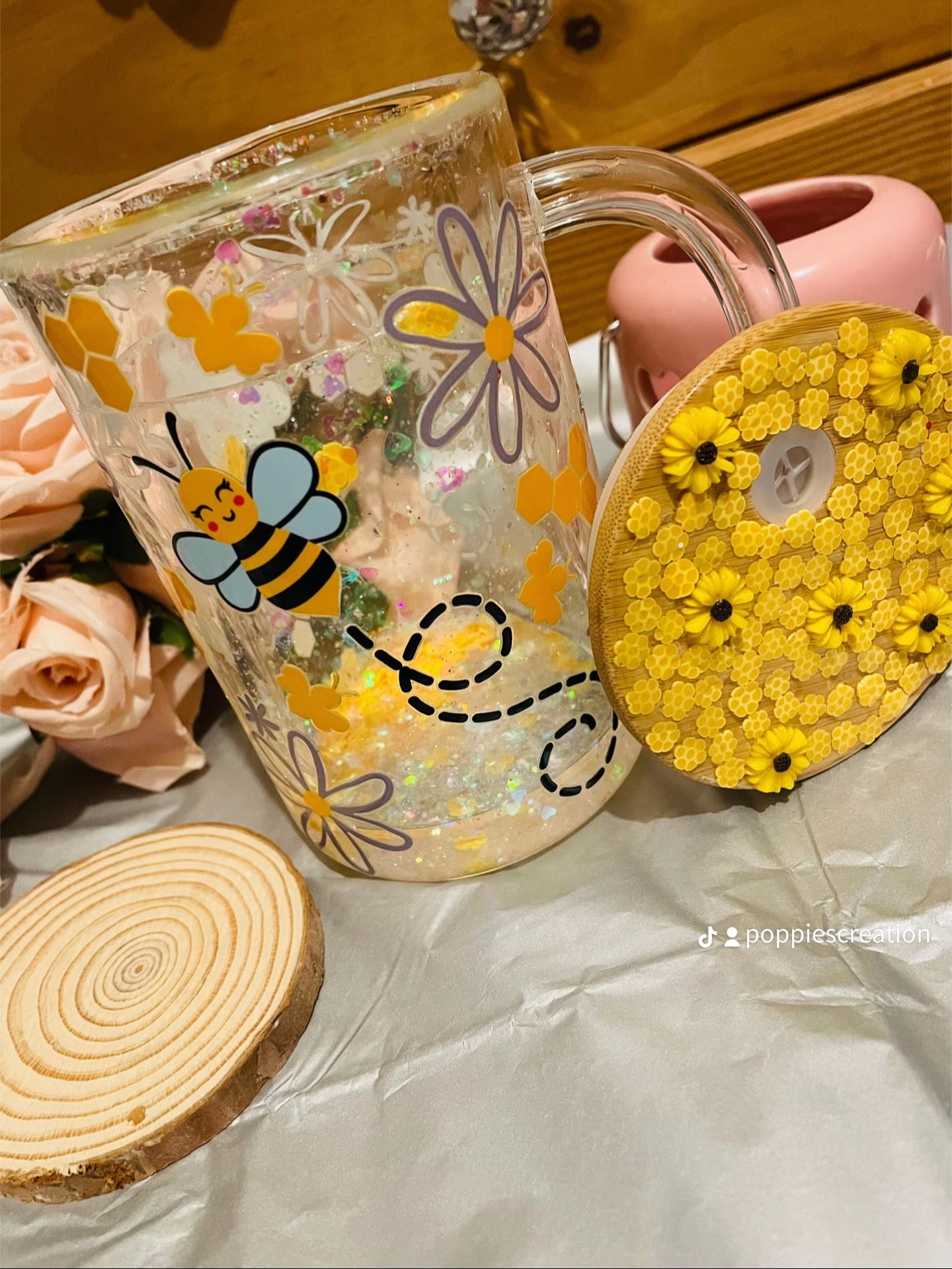 Bee tumbler glass can
