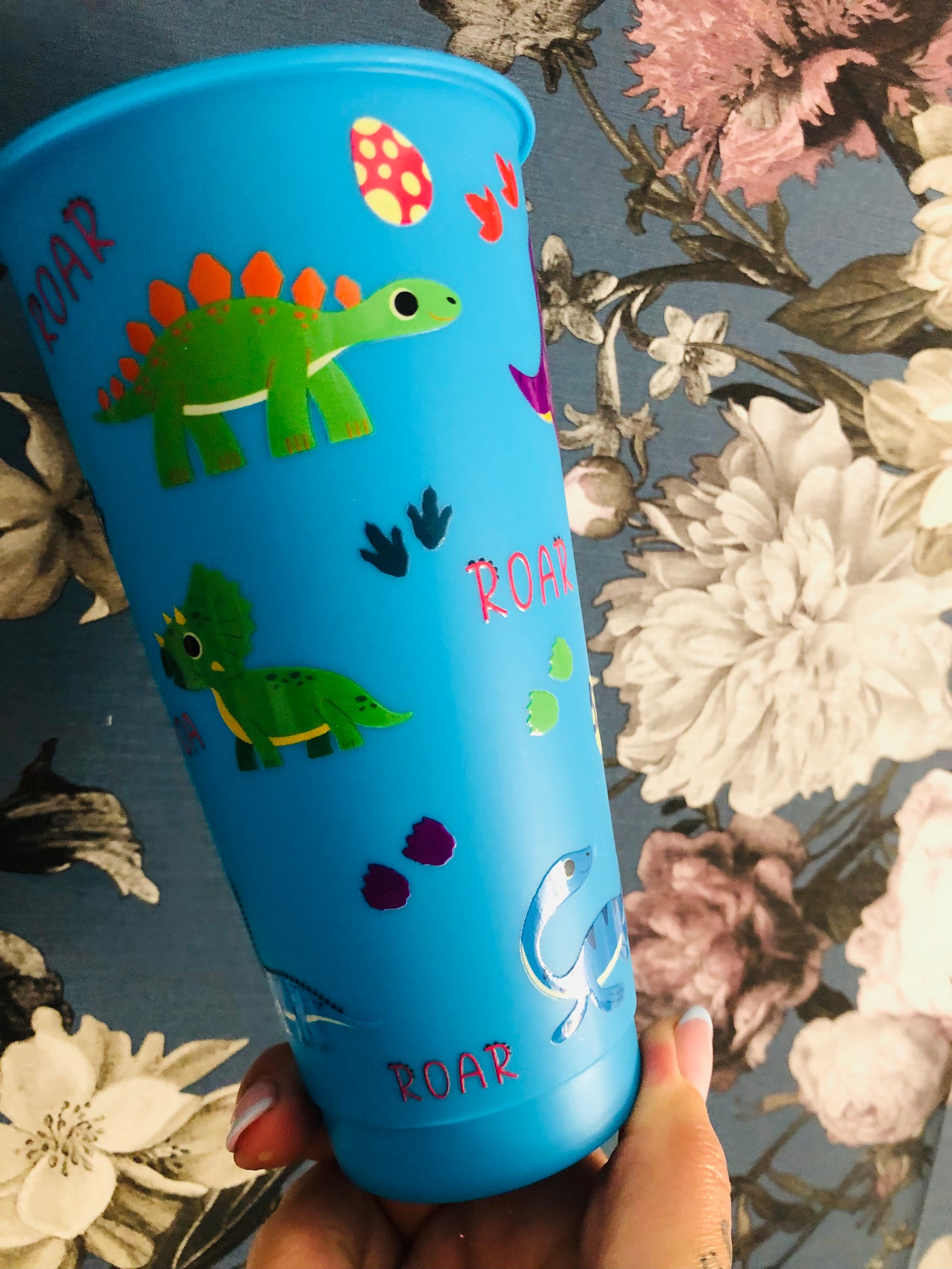 Dinosaur cold cup